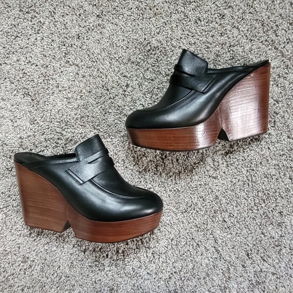 Robert Clergerie Damor Leather Wedge Mule